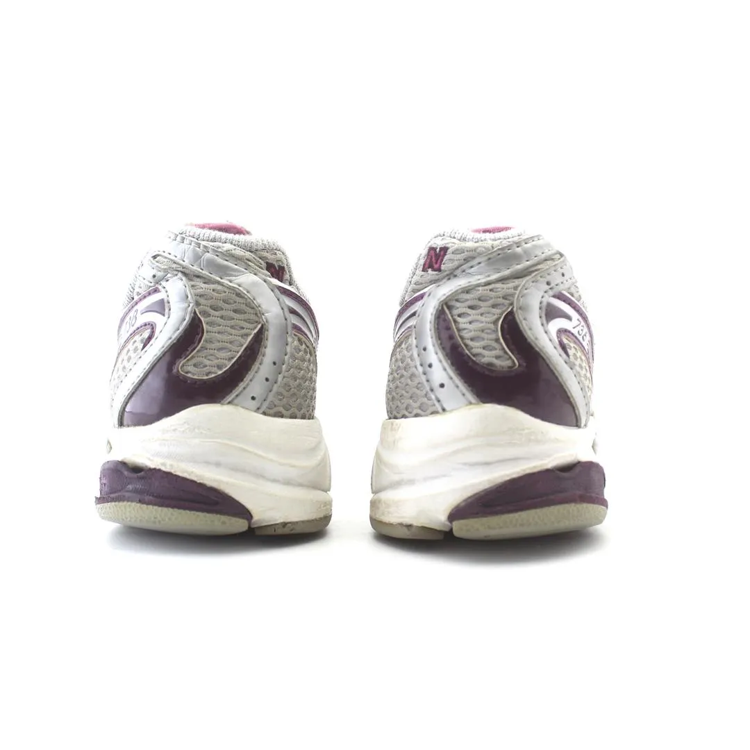 NEW BALANCE 738